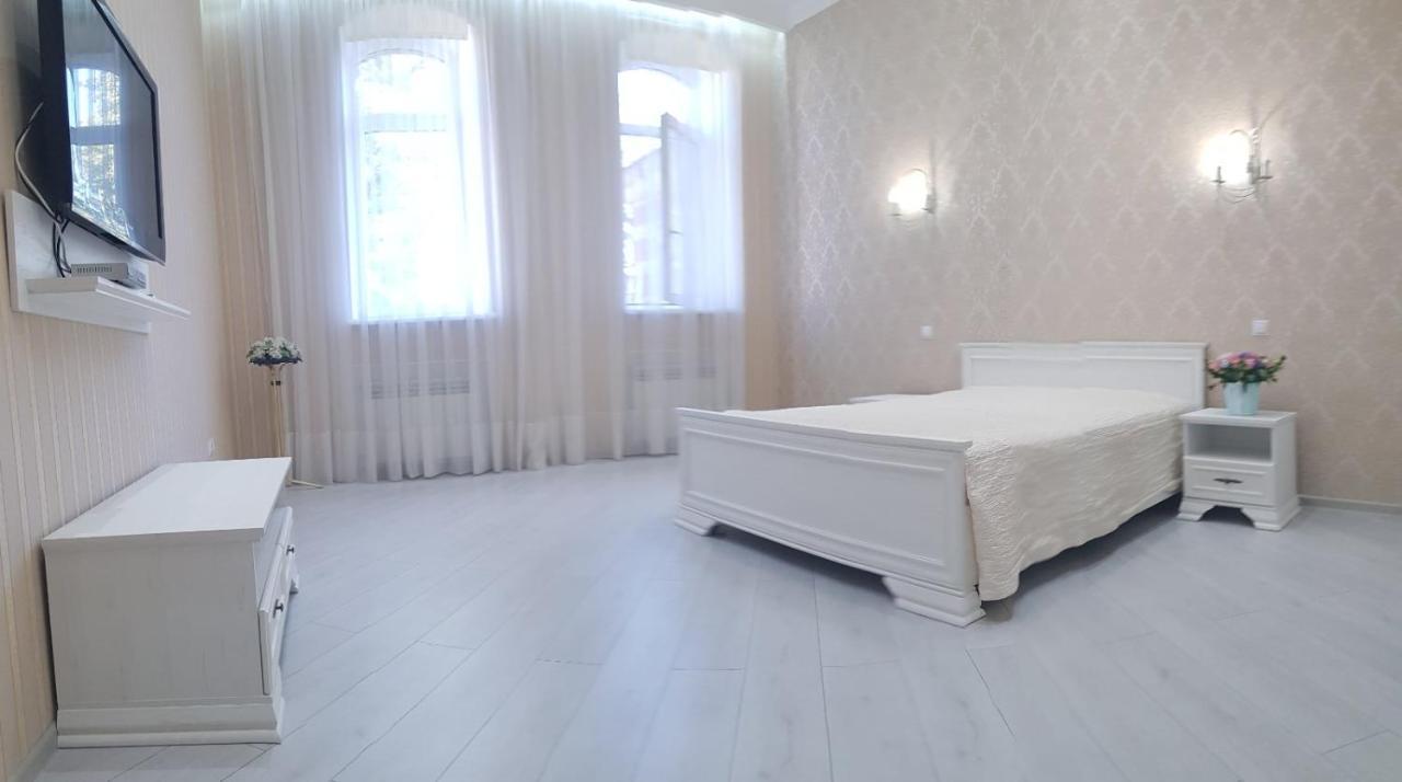 Vip Apartment In The Very Center Of Odessa With Sea View Luaran gambar